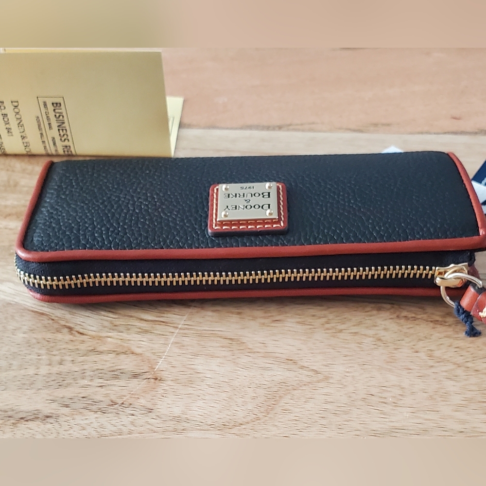 New Dooney & Bourke Pebble Leather Long Slim Zip Wallet Black - Picture 5 of 8
